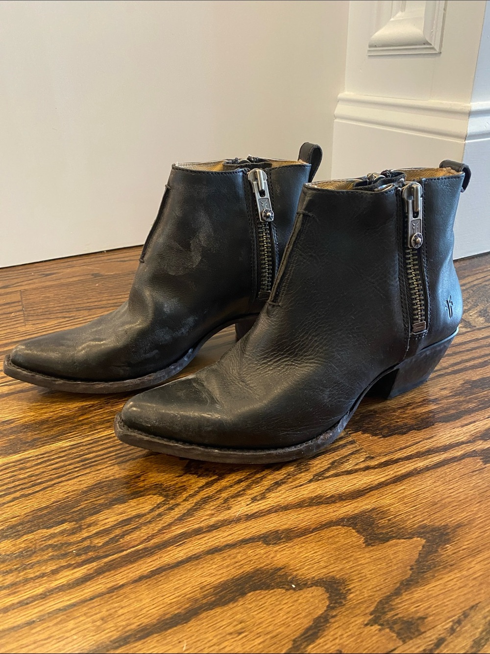 Frye Black Leather Western Zip Ankle Boots